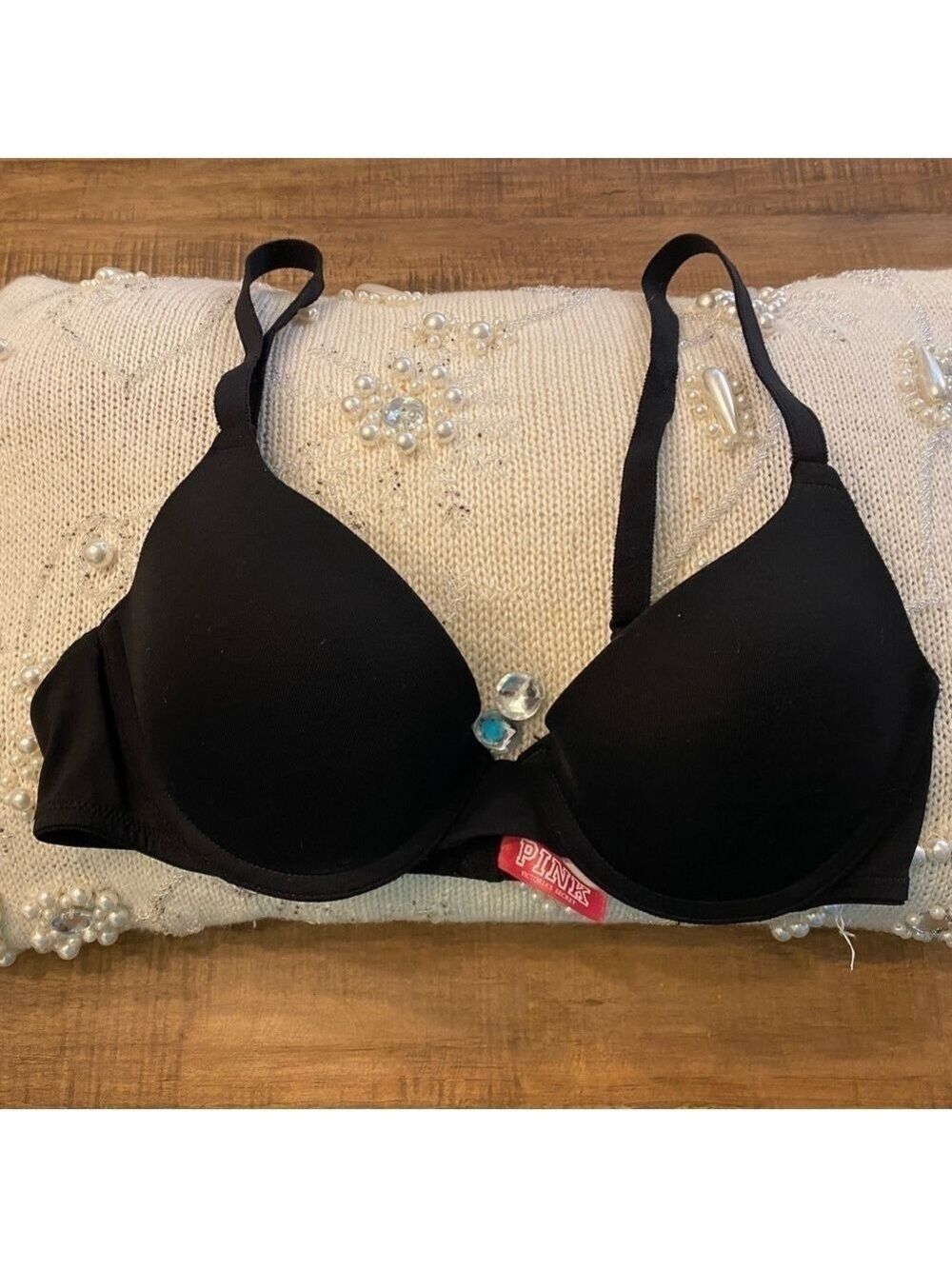Victoria’s Secret Pink Push Up Bra size 34B - Black. Great pre-owned condition